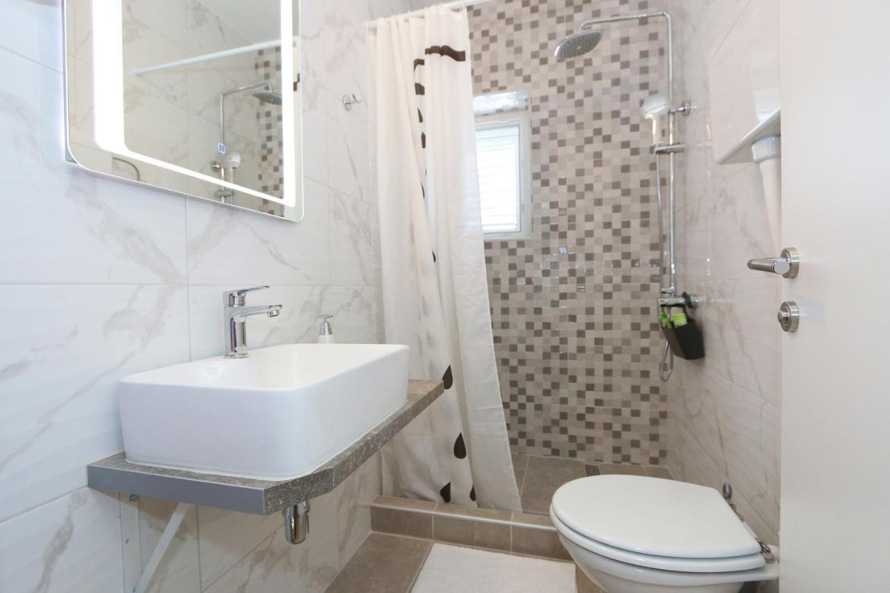 Rooms Bambina Lun  Exterior photo