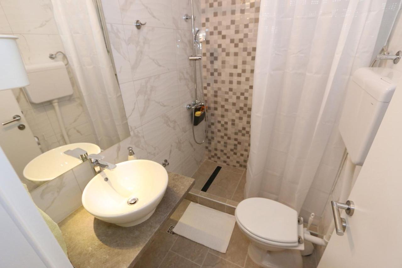 Rooms Bambina Lun  Exterior photo