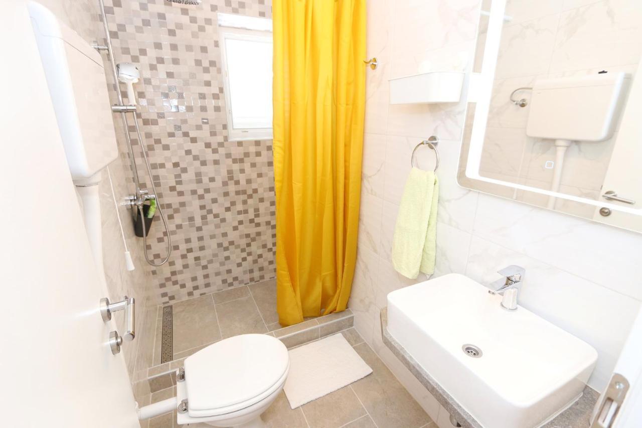 Rooms Bambina Lun  Exterior photo
