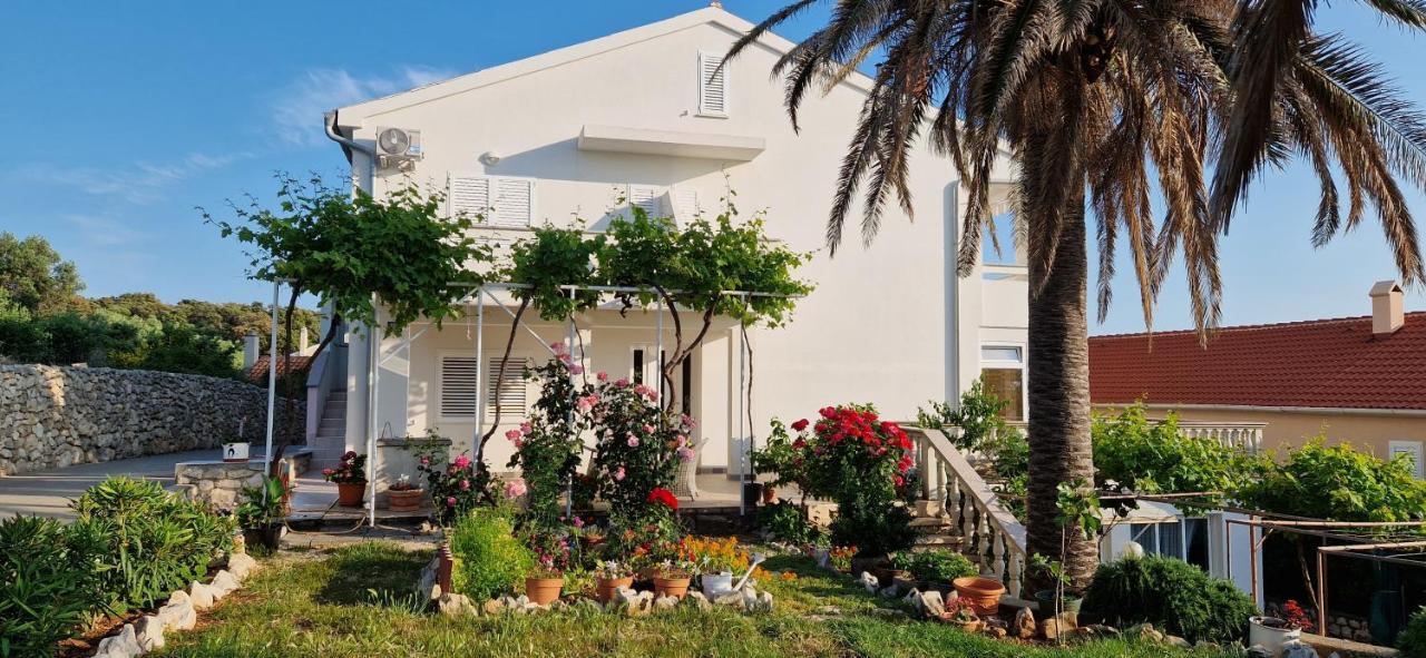 Rooms Bambina Lun  Exterior photo